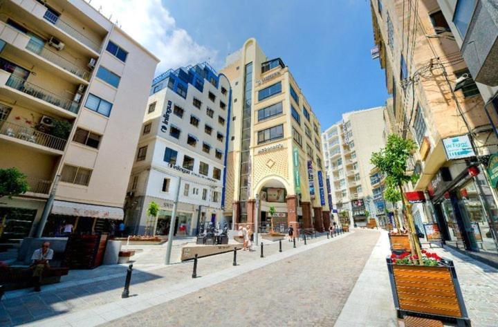 Luxury Apartment With Valletta And Harbour Views Sliema Extérieur photo
