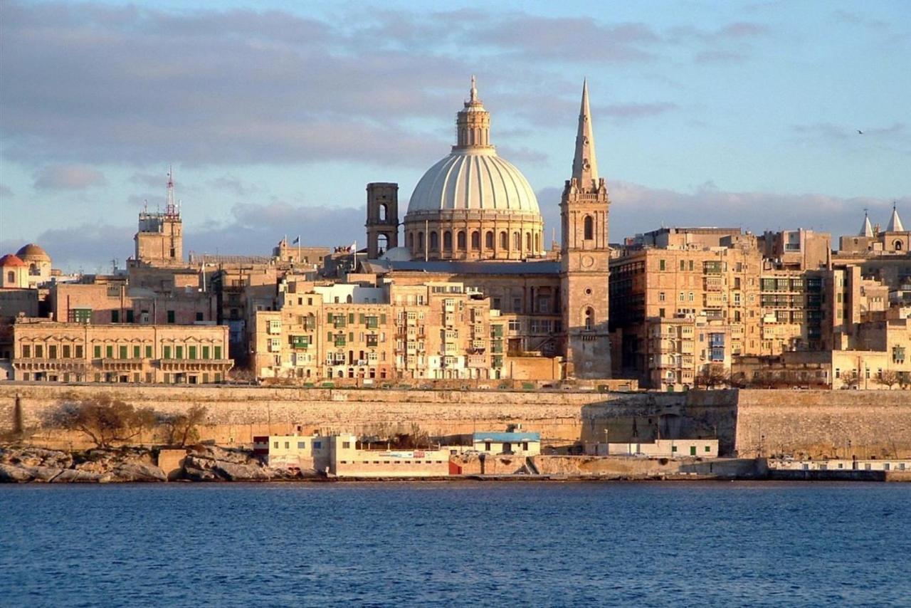 Luxury Apartment With Valletta And Harbour Views Sliema Extérieur photo