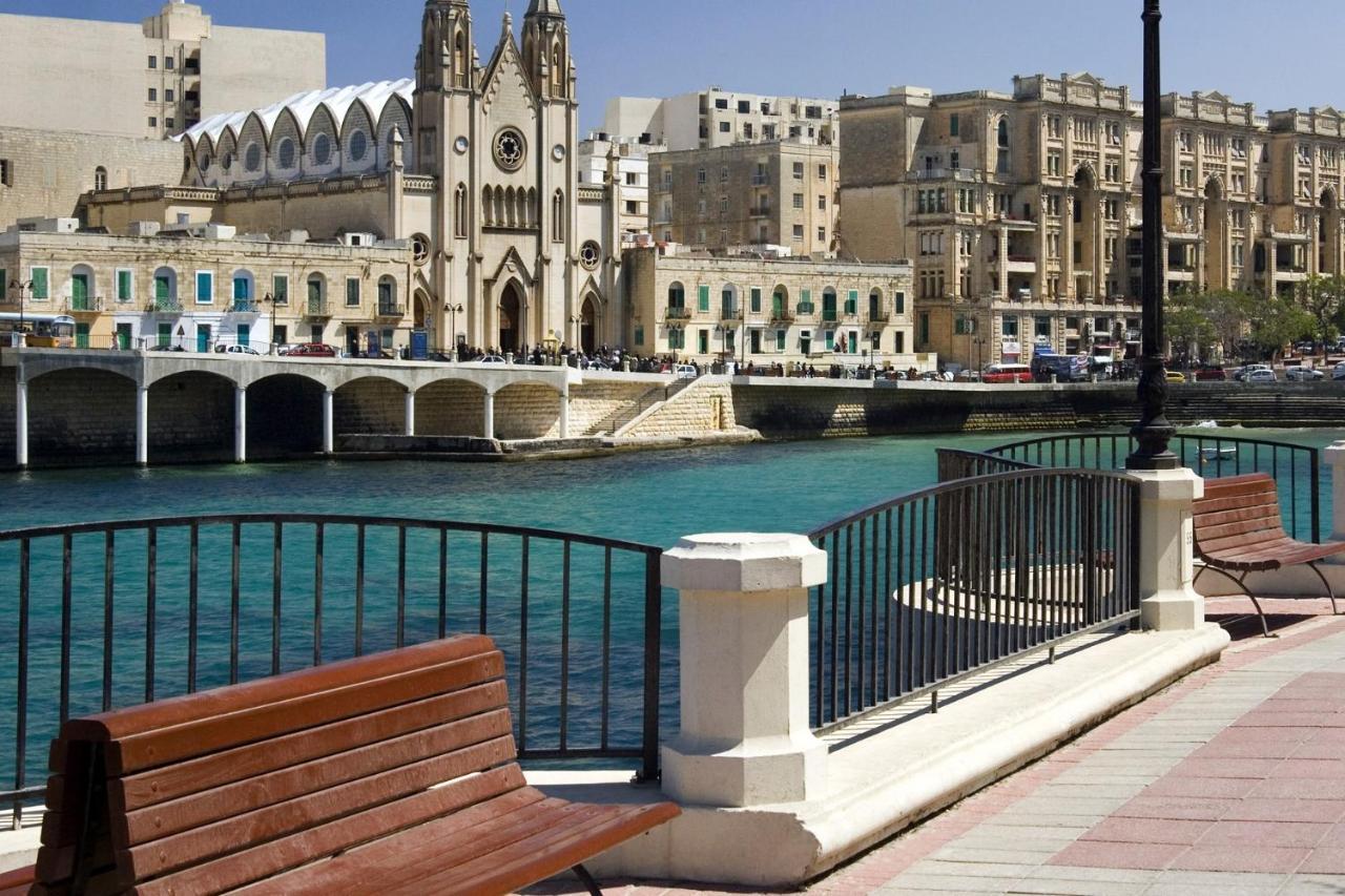 Luxury Apartment With Valletta And Harbour Views Sliema Extérieur photo