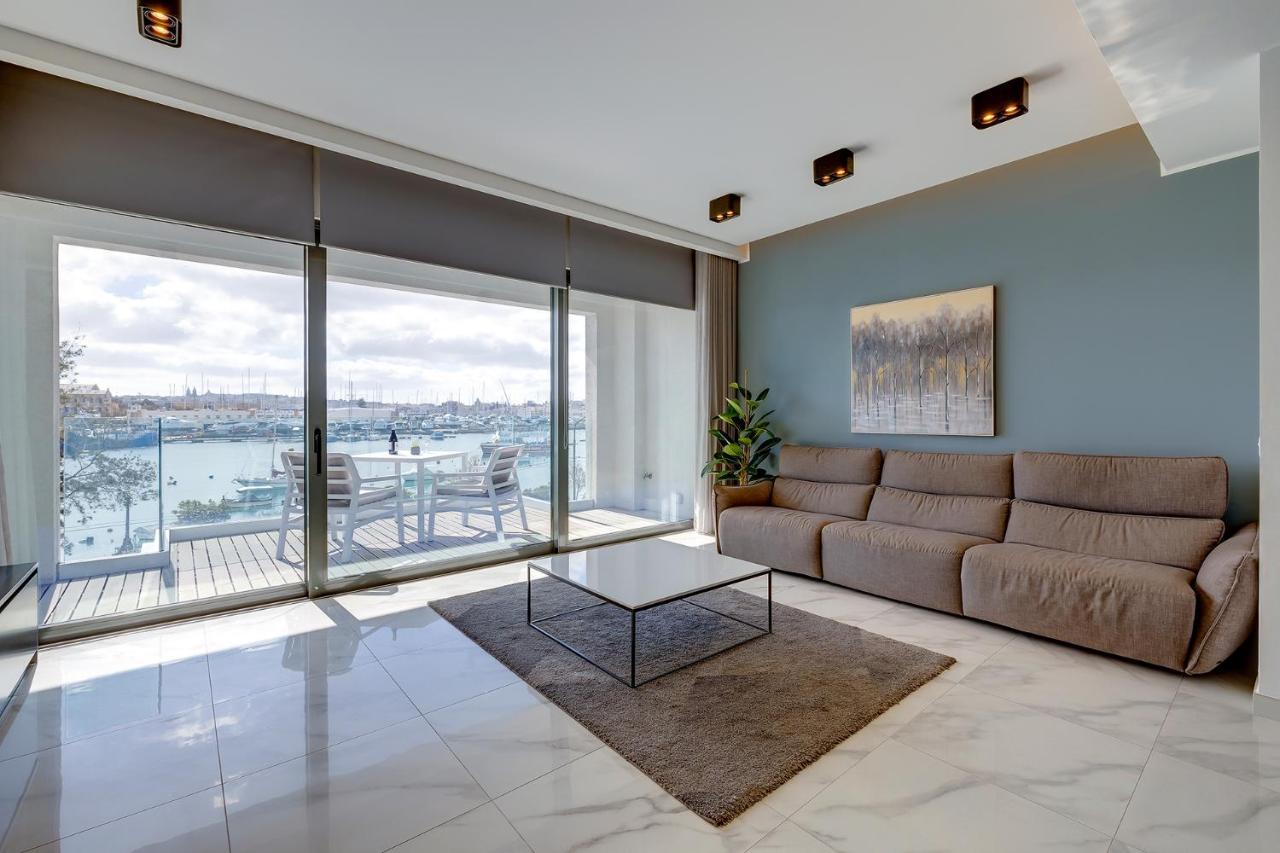 Luxury Apartment With Valletta And Harbour Views Sliema Extérieur photo