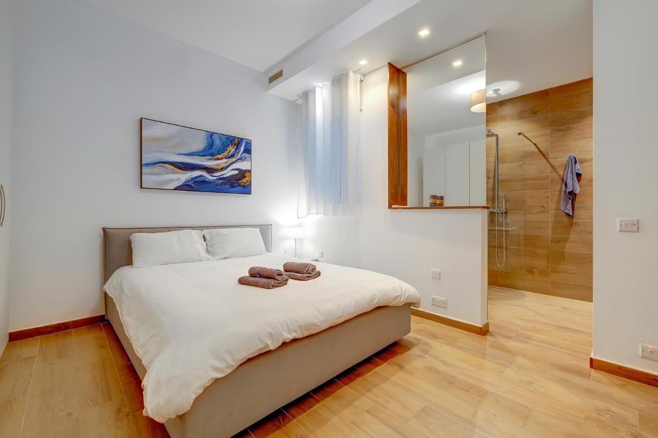 Luxury Apartment With Valletta And Harbour Views Sliema Extérieur photo